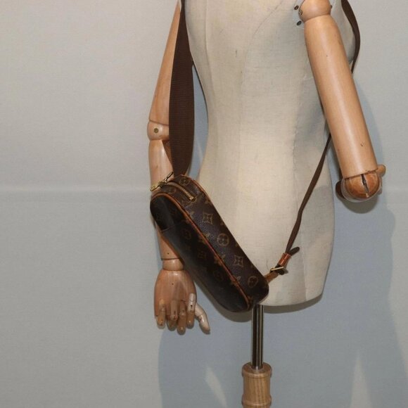 LOUIS VUITTON Monogram Pochette Gange Shoulder Bag M51870 LV Auth 88005 - Picture 14 of 16